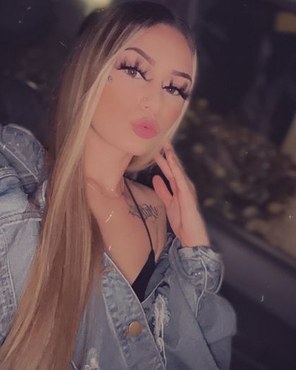 prettyasssbree OnlyFans picture