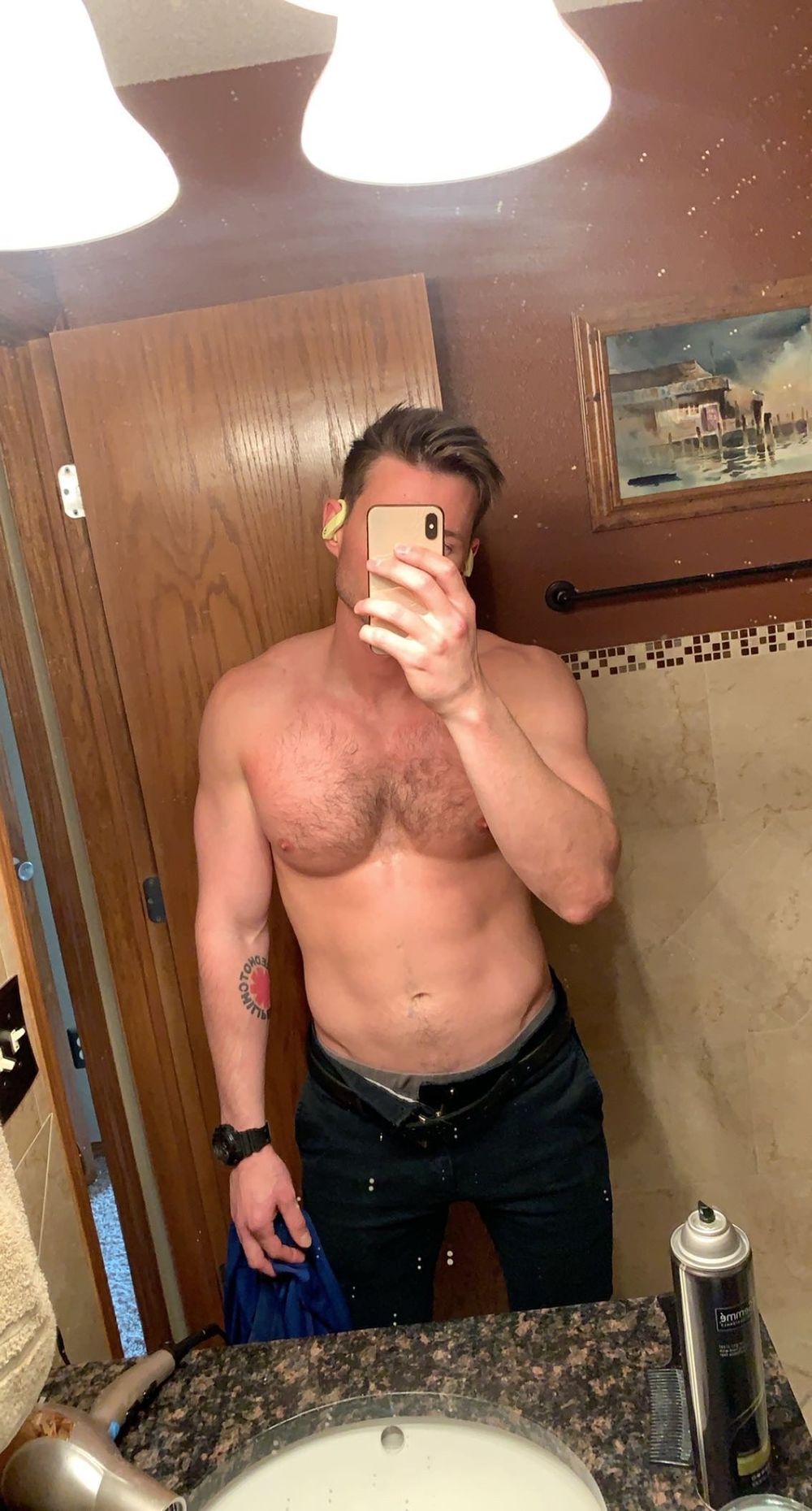 hungkansasguy OnlyFans profile picture