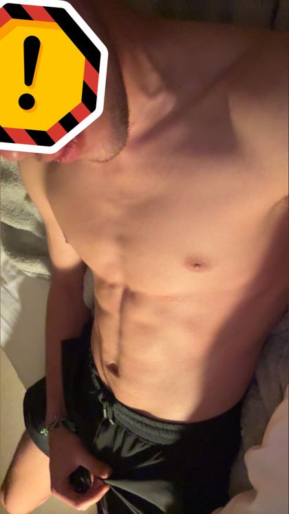 jakeyevans OnlyFans picture