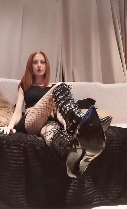 dominatrixhun OnlyFans picture