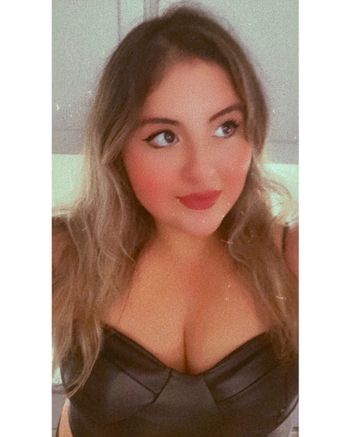 just-peachy-latina OnlyFans - Free Trial - Photos - Socials