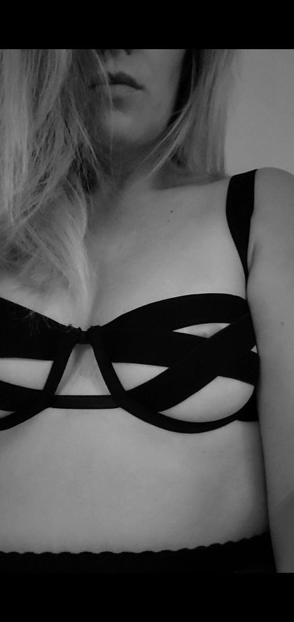 badblondefl OnlyFans picture