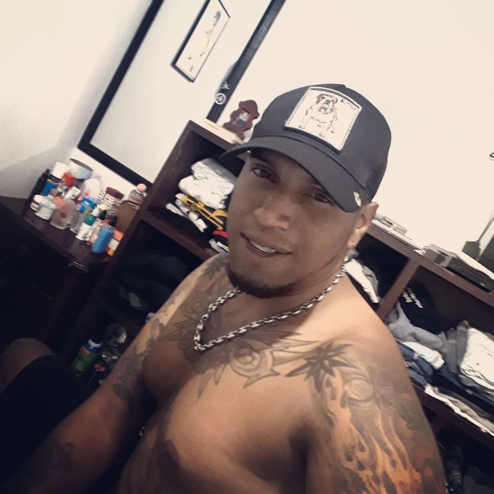 andres394 OnlyFans profile picture