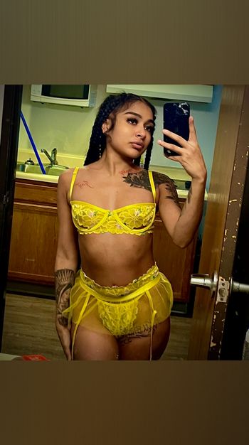 Yvonnee Dior