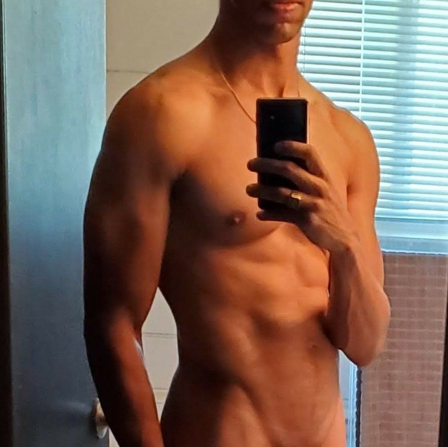 bustinlove OnlyFans profile picture