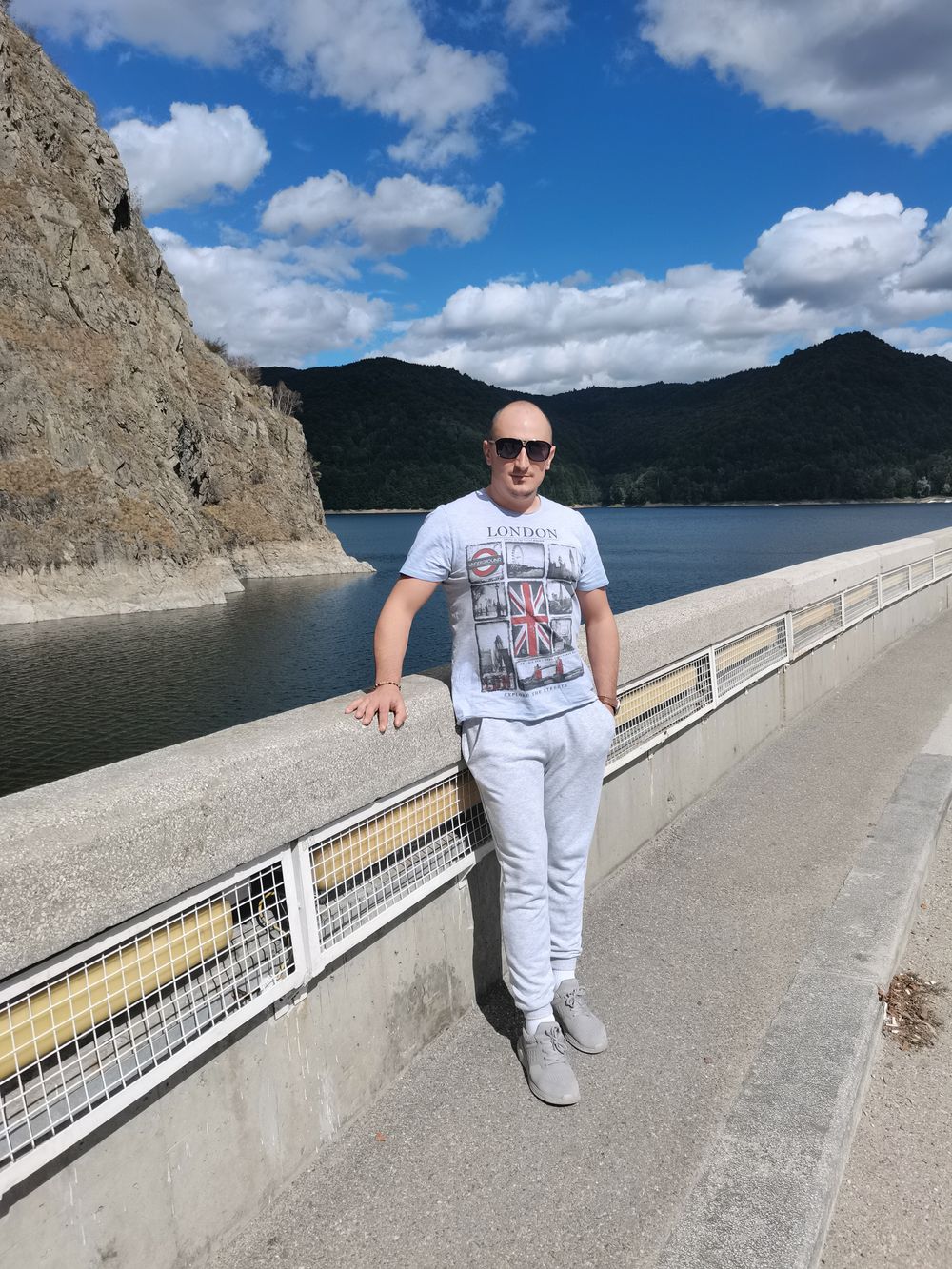 razvan999 OnlyFans profile picture