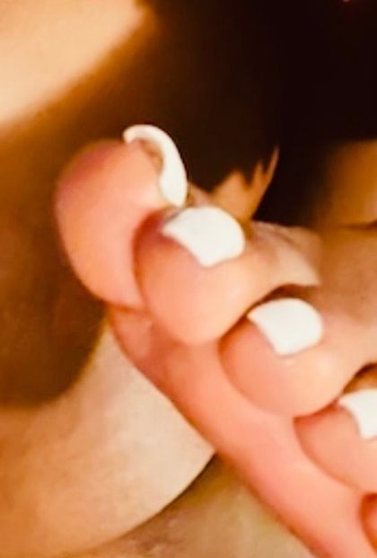loveliestlovelessonzby OnlyFans picture