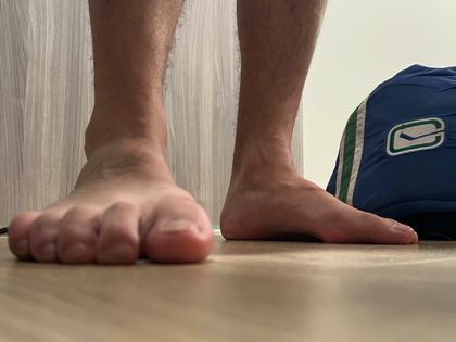 feetnpuck OnlyFans picture