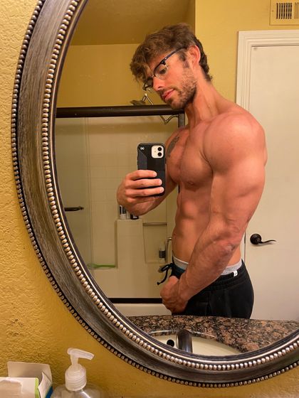 nattyphysique OnlyFans picture