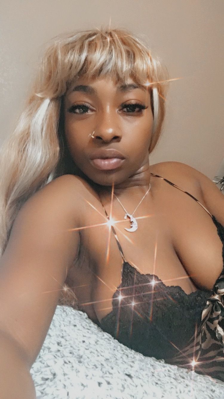 trinablow OnlyFans profile picture