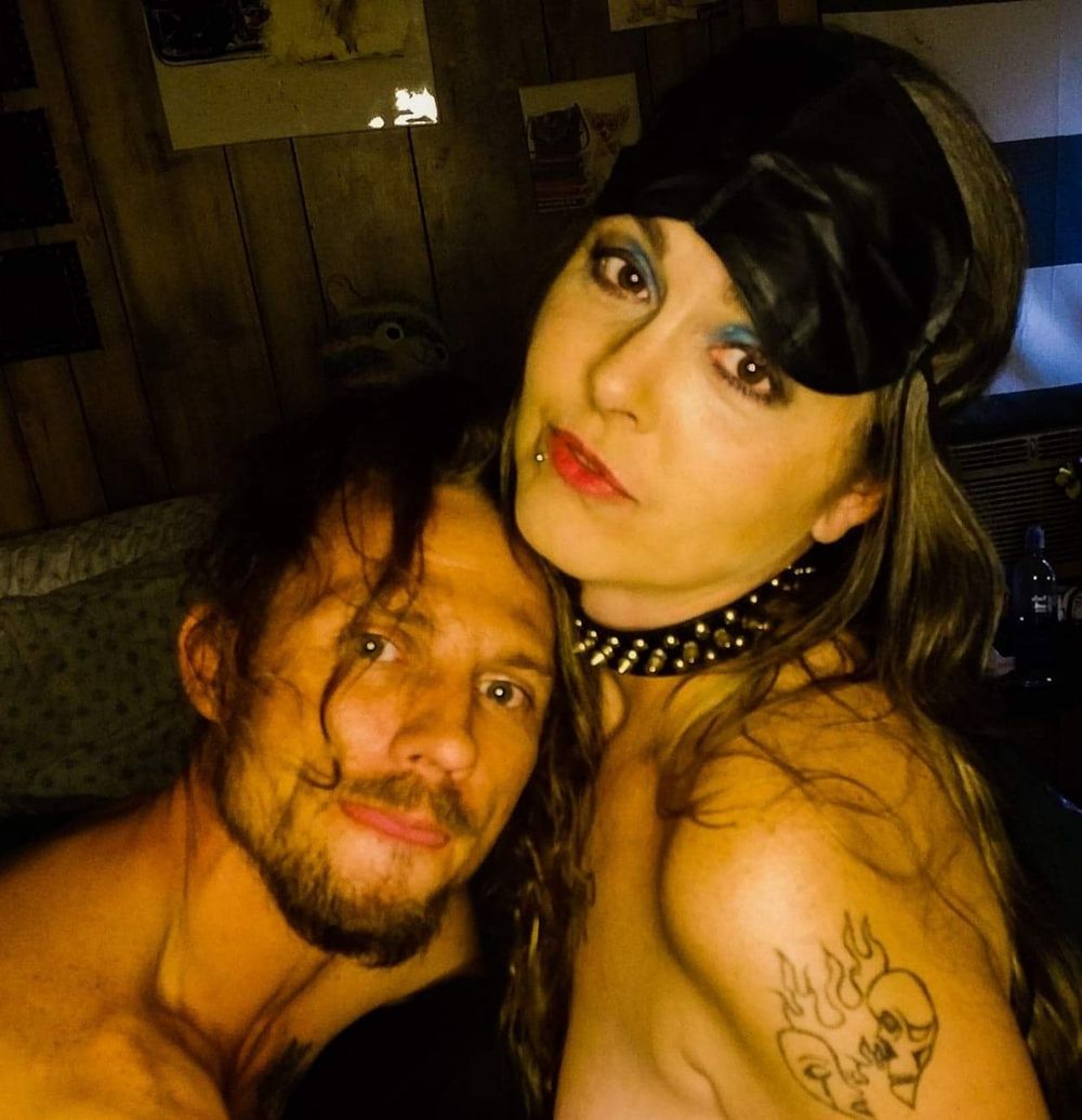 urnaughtypineapples OnlyFans profile picture