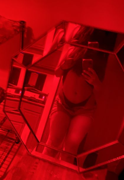 onethiccbunnyy OnlyFans picture
