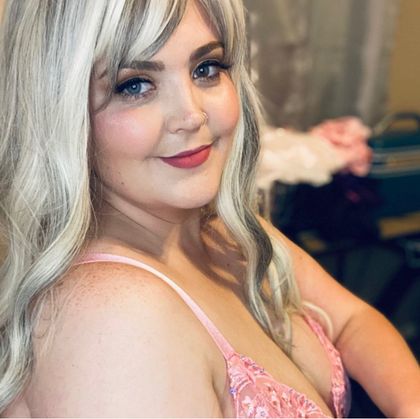 lucyluxbbw OnlyFans picture