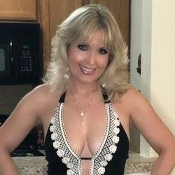 kareneng1xoxo OnlyFans picture