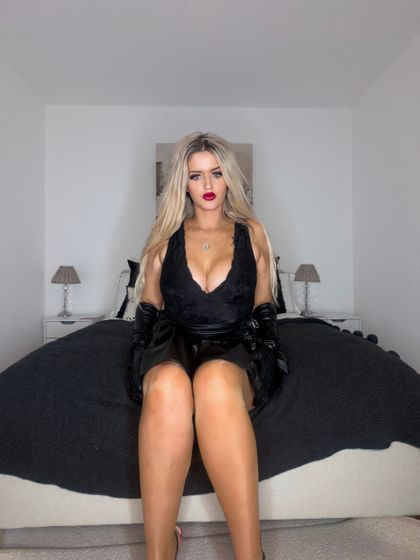 lizzylonglegs27 OnlyFans picture