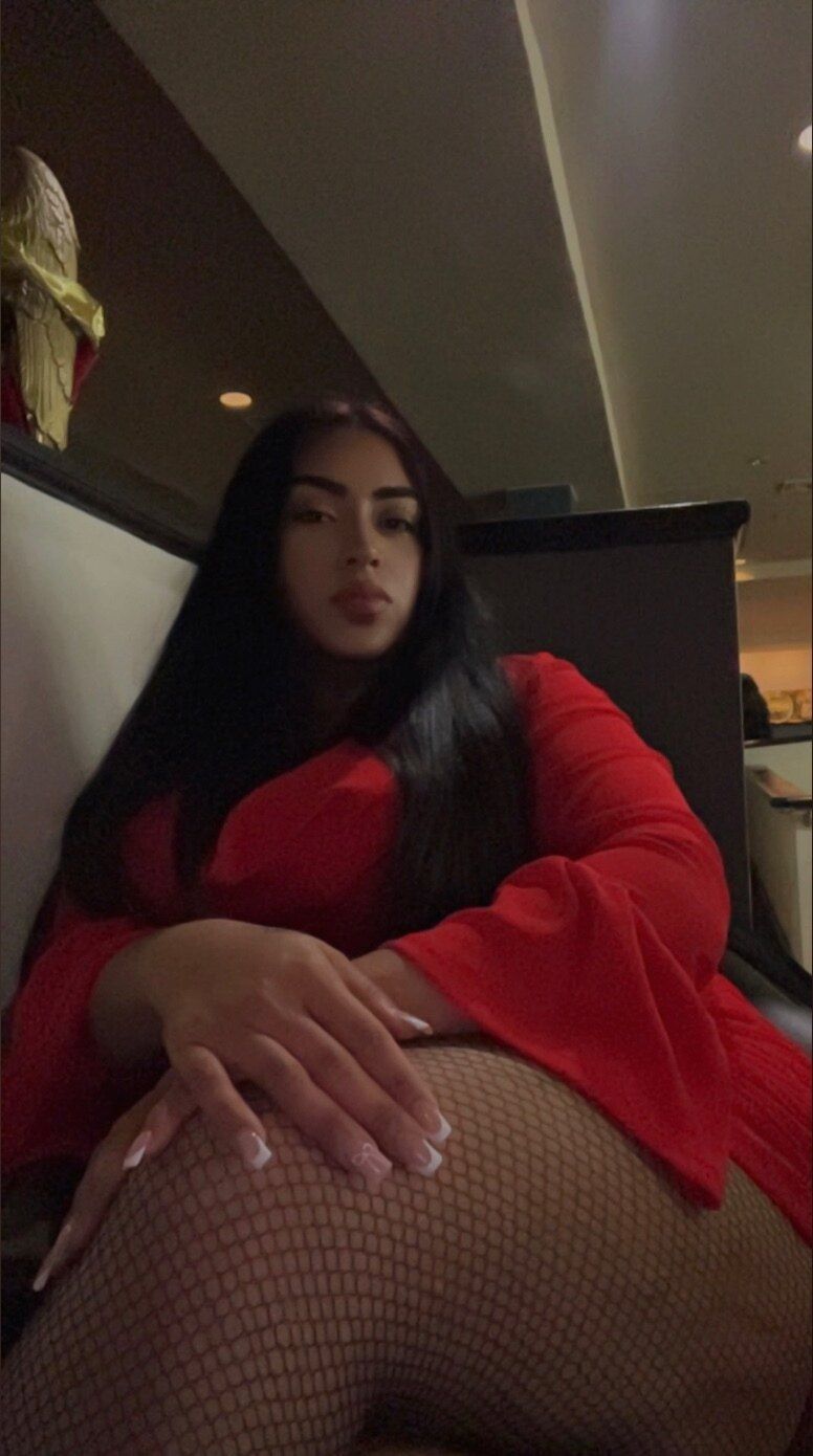 luvmispiccii OnlyFans profile picture