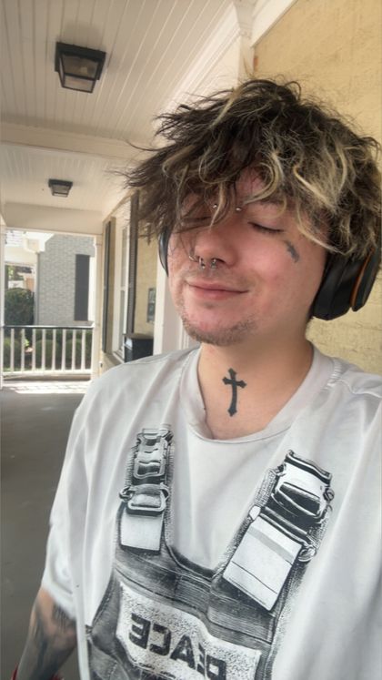 grungygothboii OnlyFans picture
