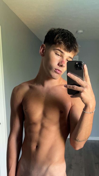 opashvip OnlyFans picture