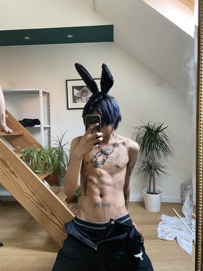 edgyaksen OnlyFans picture