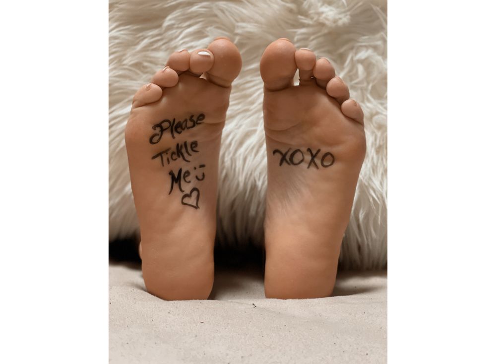 ticklyfeet OnlyFans profile picture
