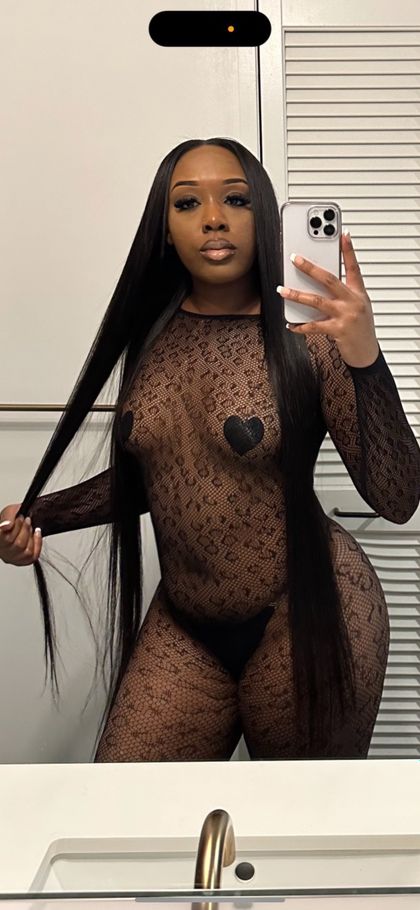 meramoney OnlyFans picture