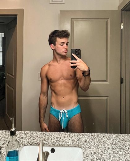 okmaybehayden OnlyFans picture