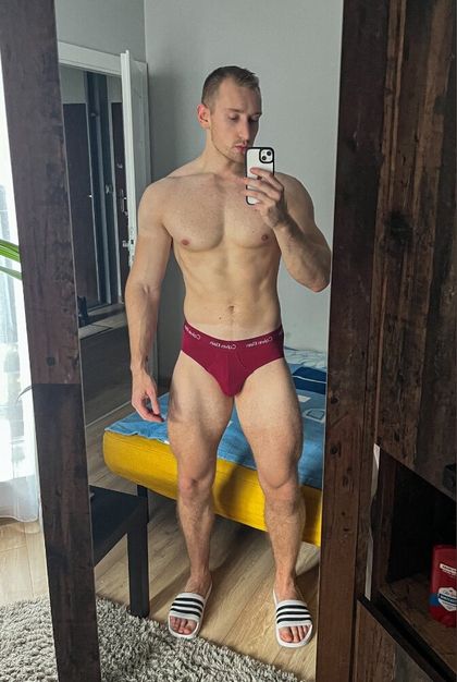 blondassek OnlyFans picture