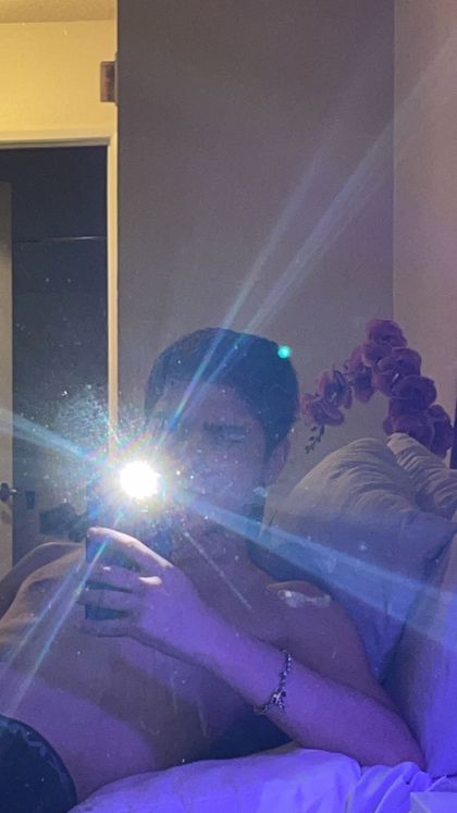 u112643012 OnlyFans picture