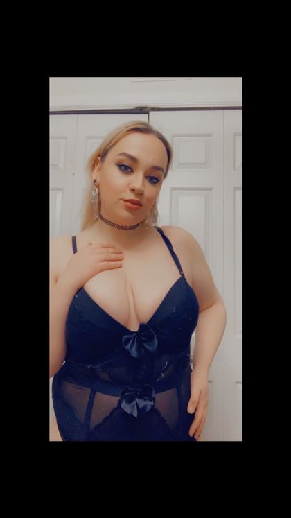 rosefeatherr OnlyFans picture