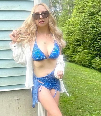 belllamariee OnlyFans picture