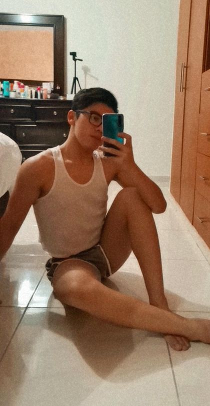 niceb0y OnlyFans picture