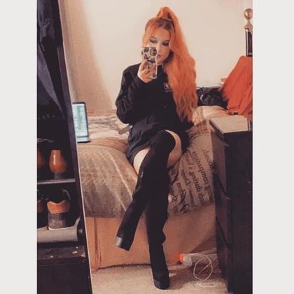 peachyglow OnlyFans picture