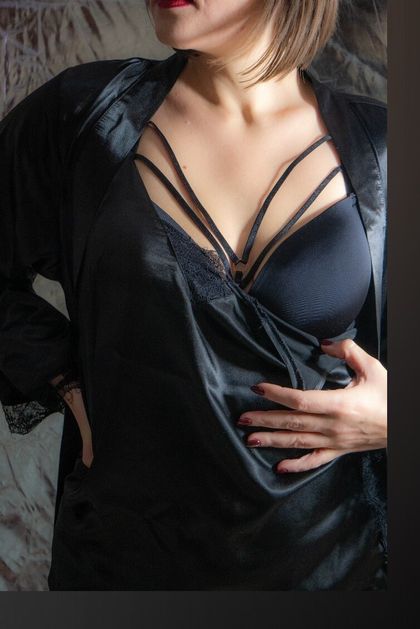 anieafterdark OnlyFans picture