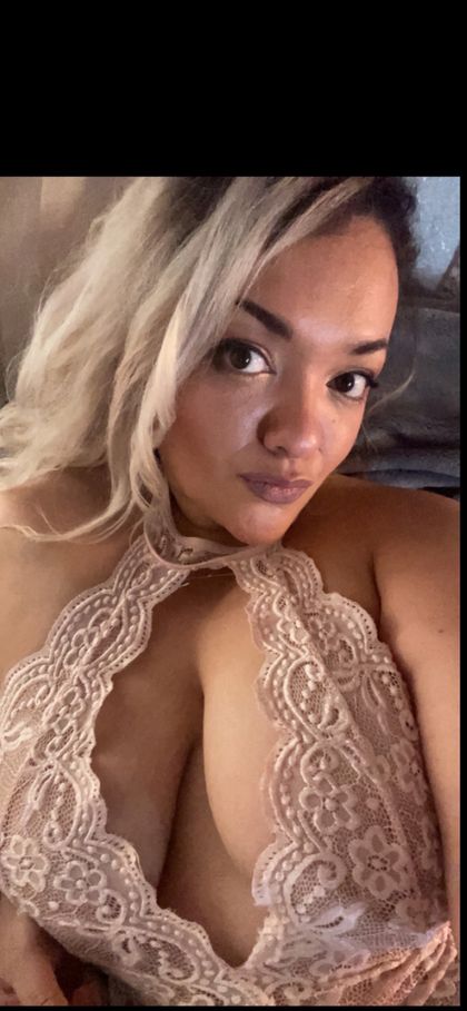 lovelysub515419 OnlyFans picture