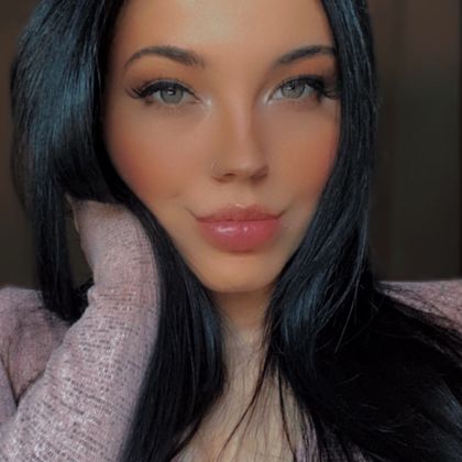 sashapeters OnlyFans picture