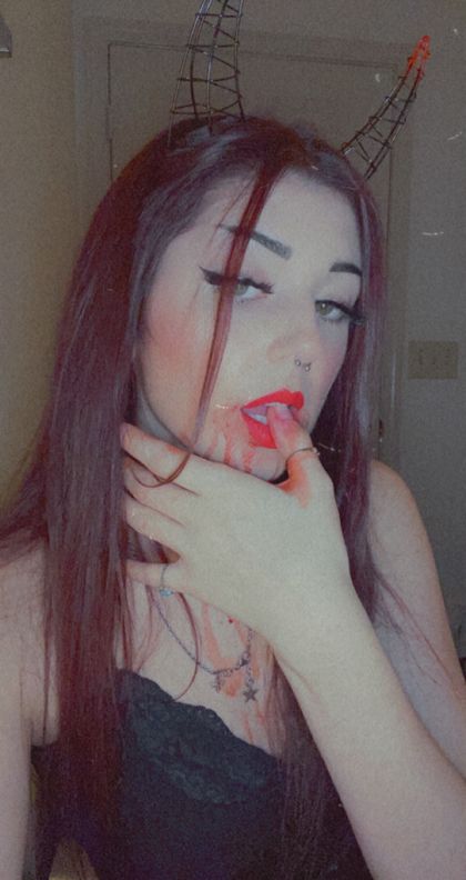 miche11emybe11e OnlyFans picture