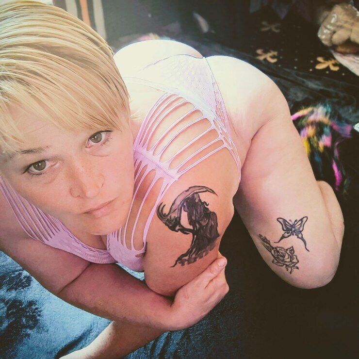 daniellemunaycush OnlyFans profile picture