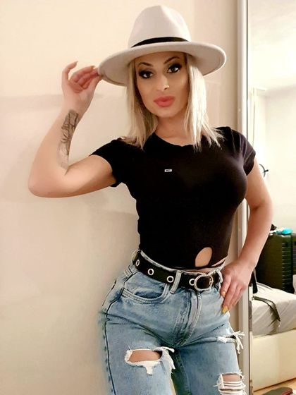 ellaramirez.688.free OnlyFans picture