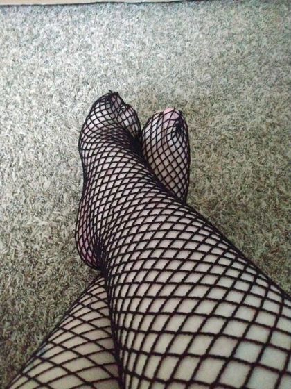 littletoesbigsoles OnlyFans picture