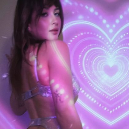miaheartxo OnlyFans picture