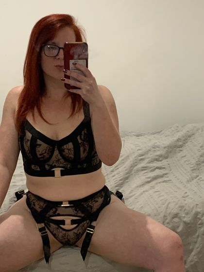 hornyvee1 OnlyFans picture