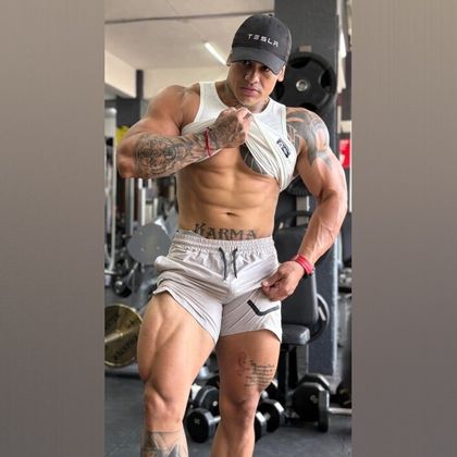 sugarbastian OnlyFans picture