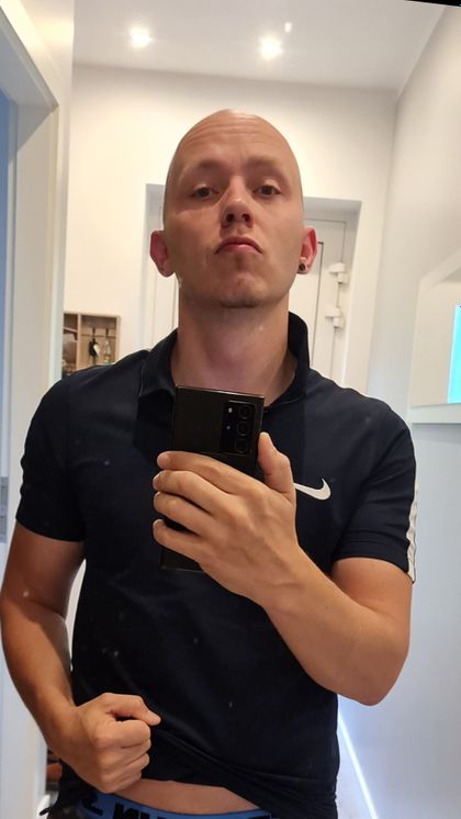prnblgr OnlyFans picture