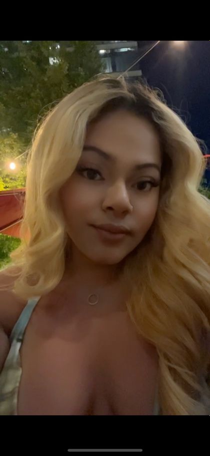 elyzawhornberry OnlyFans picture