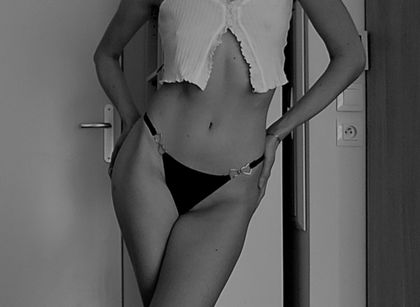 viviqueen1712 OnlyFans picture
