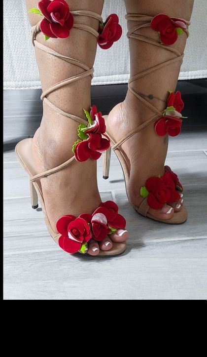 la_petitefeet OnlyFans picture