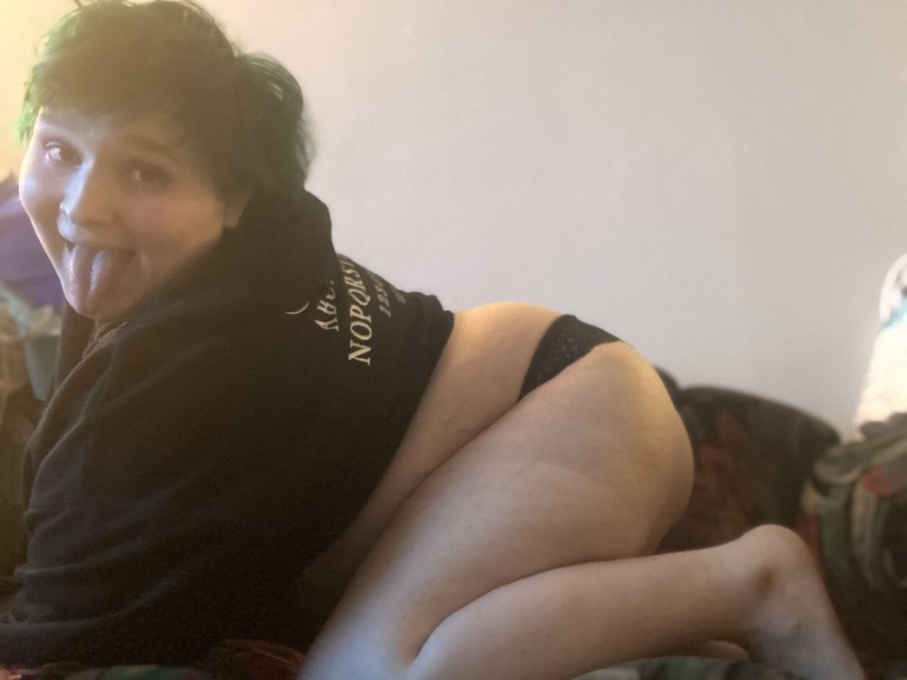helms-a-mess OnlyFans profile picture