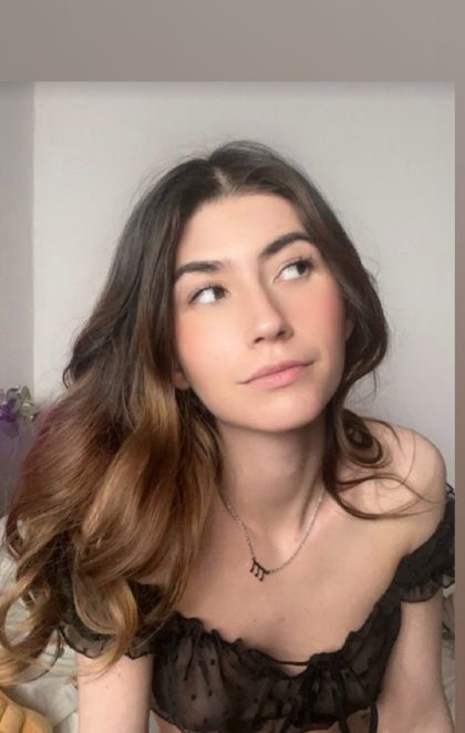 elenafee OnlyFans picture