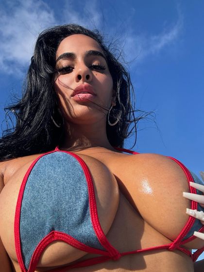 ayishadiaz OnlyFans picture