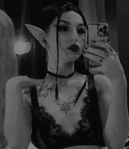 agnesmoon OnlyFans picture
